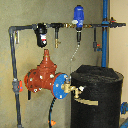 Dosatron non-electric dosing pump used in Brivadois 2
